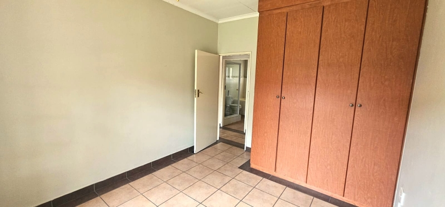 To Let 3 Bedroom Property for Rent in Waterval East North West